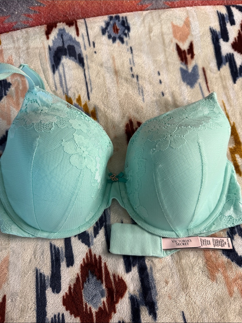 Victoria's Secret Mint Green Lace Push-Up Bra